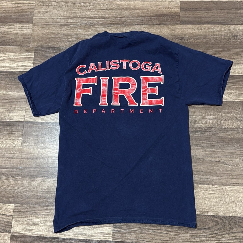 Vintage Calistoga Fire Department T-Shirt - Picture 5 of 5